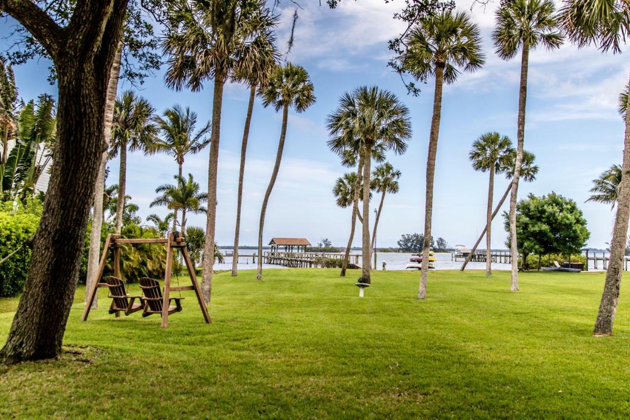 Island View Cottages Sebastian Ngoại thất bức ảnh
