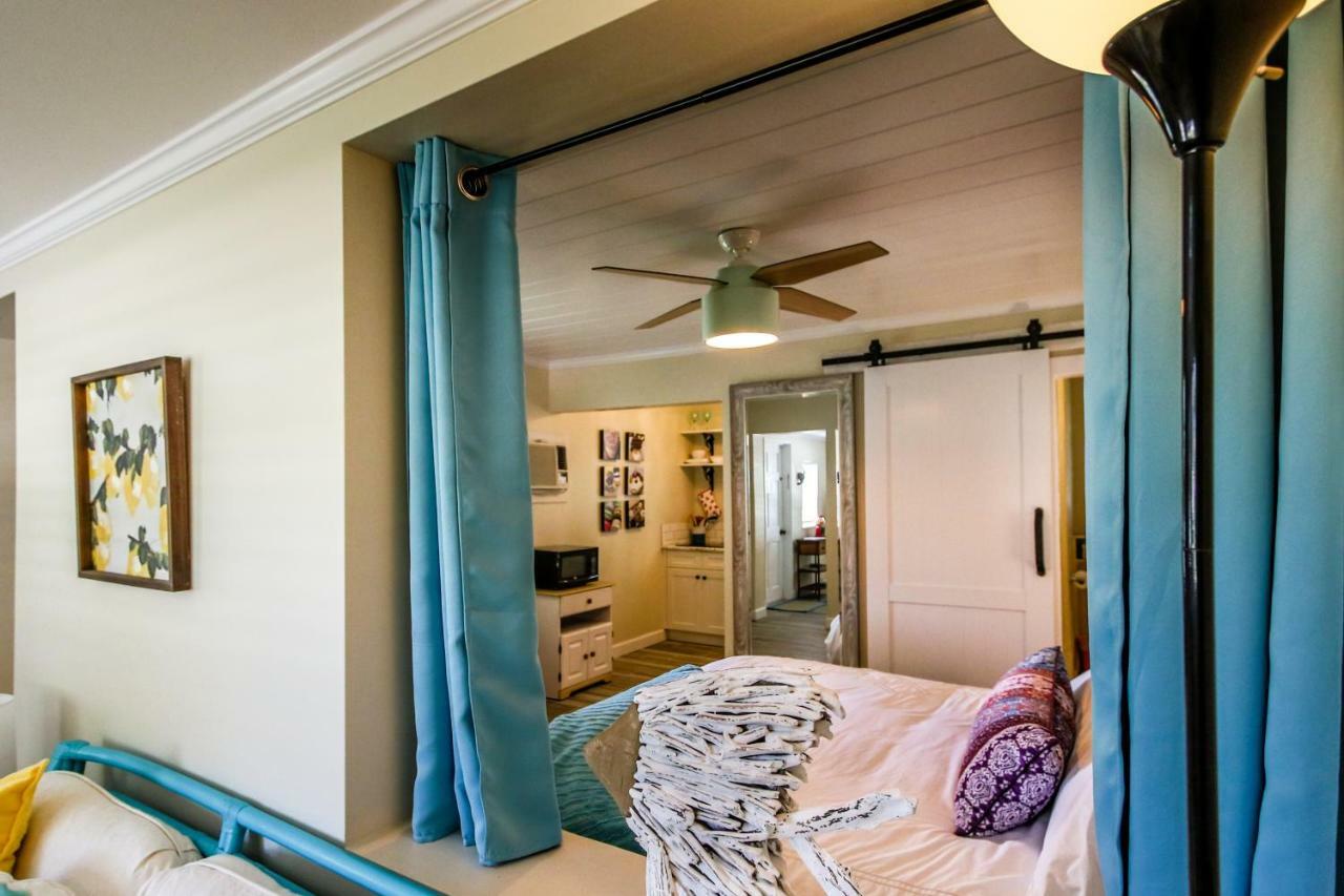Island View Cottages Sebastian Ngoại thất bức ảnh